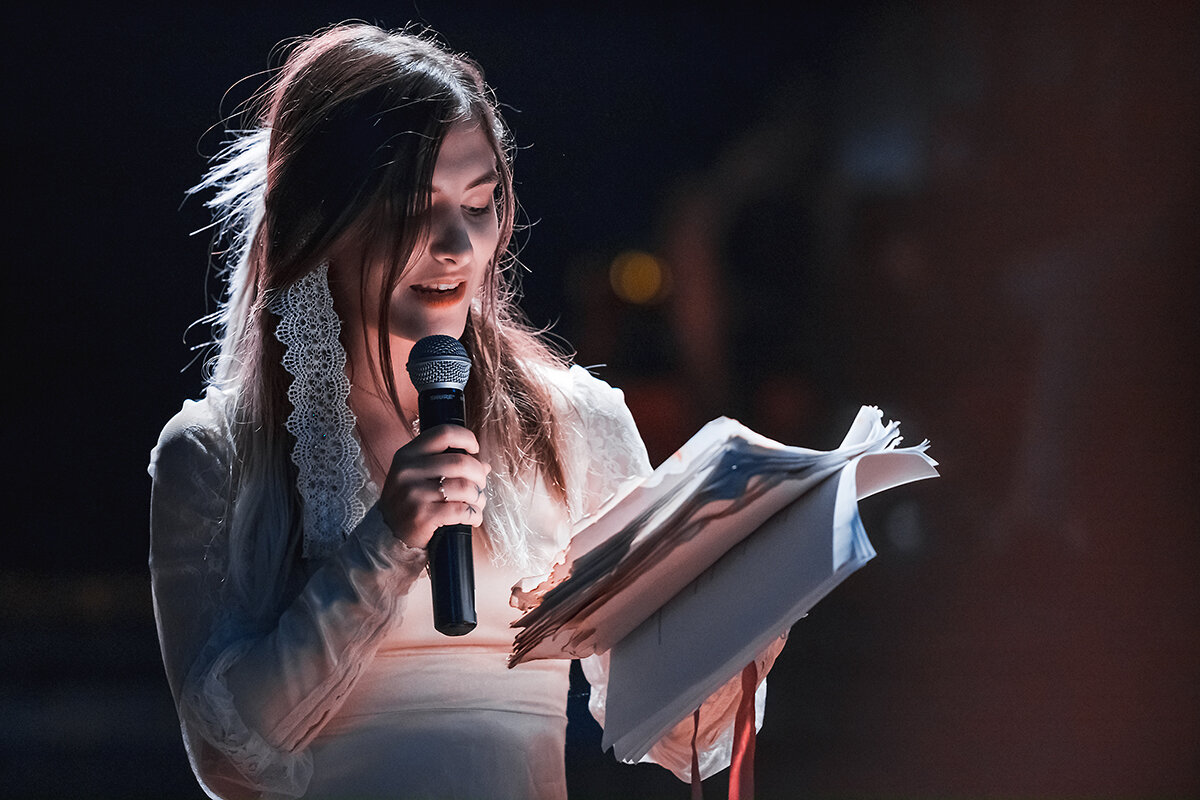 House poet Meliae at the Masquerade Ball, Rauða Skáldahúsið, November 2018